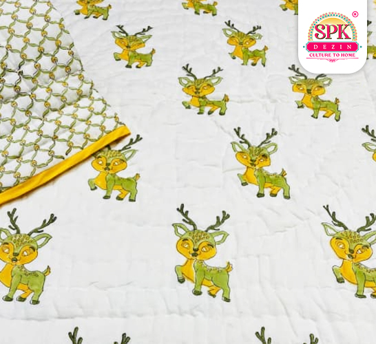 soft cotton baby quilt with cartoon print White with cartoon Designs