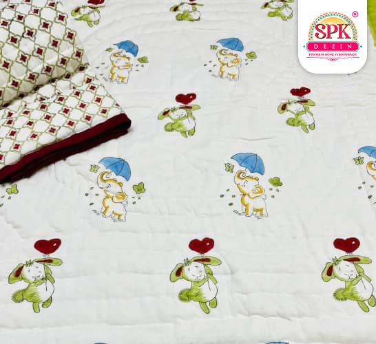 soft cotton baby quilt with cartoon print White and Cartoon Characters