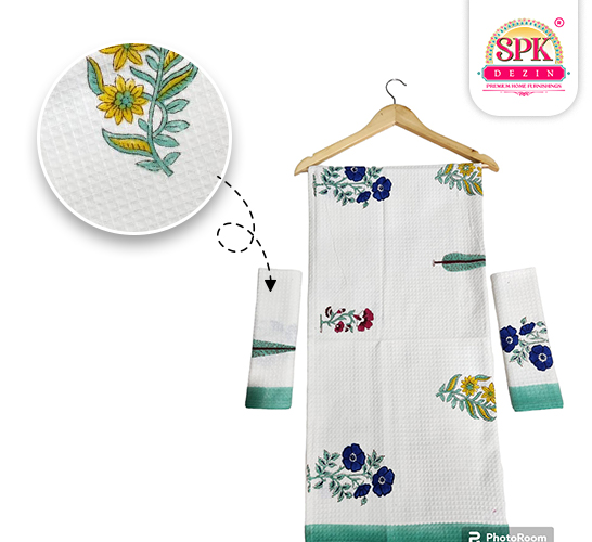 blue-and-red-flower-towel